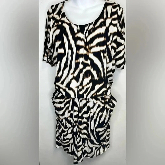 Chaus Dresses & Skirts - Chaus Animal Print Dress